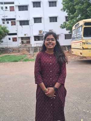 Sahanashre V